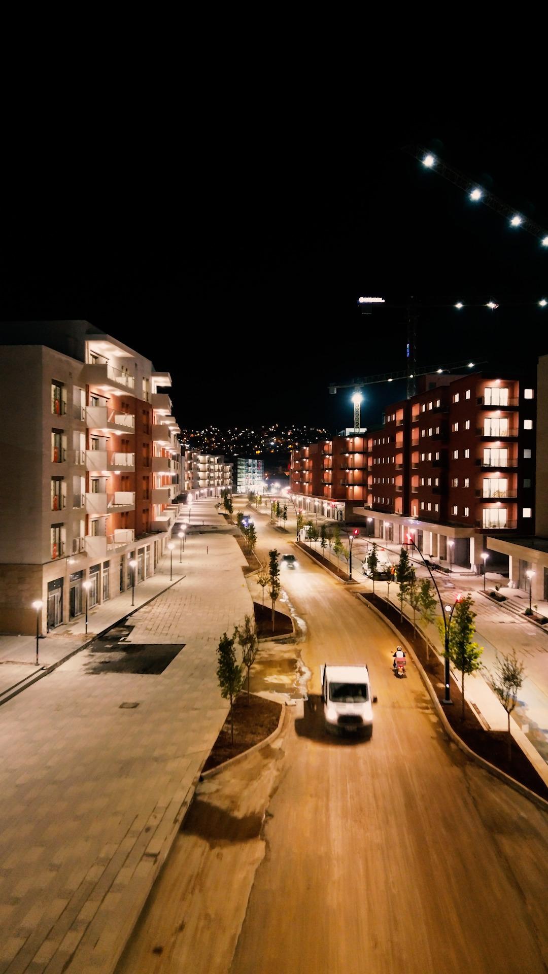 Hatay ın simge merkezini paylaştı! Bakan Kurum: "Küllerinden doğdu, göz kamaştırıyor" 3