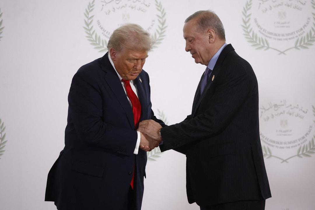 Trump tan Cumhurbaşkanı Erdoğan a övgü dolu sözler! "Bunu o yapabilir" dedi, Rusya-Ukrayna savaşını işaret etti 3