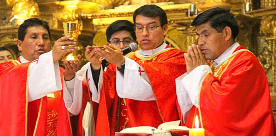 Piskopos skandalı! Özel görüntülerini gönderdi, 17 gizli sevgilisi ortaya çıktı 3