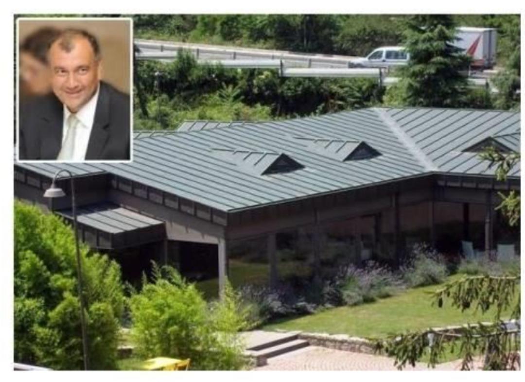 Murat Ülker nerede oturuyor? Murat Ülker in evi nerede? "Anamın evinde oturuyorum" demişti 1
