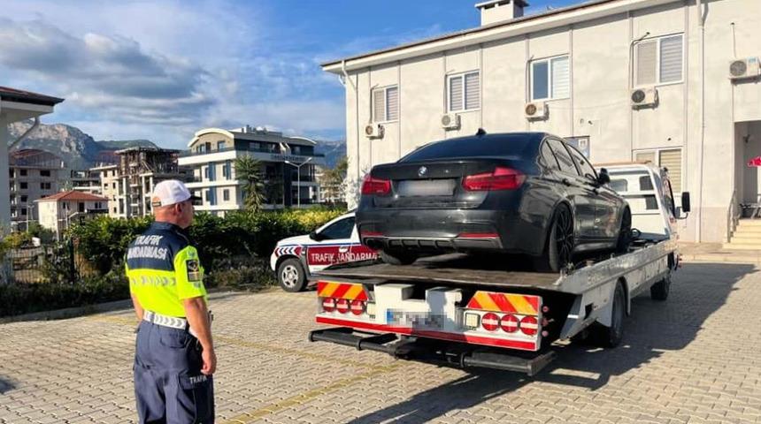 Alanya'da drift atan sürücüye 92 bin TL ceza