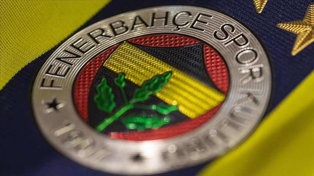 Fenerbahçe yönetiminde kritik değişim: Üç isim istifa etti 1