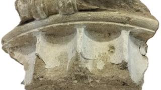 2400 yıllık sütunu çaldı, yıllar sonra pişman oldu! O ülkeye iade edildi