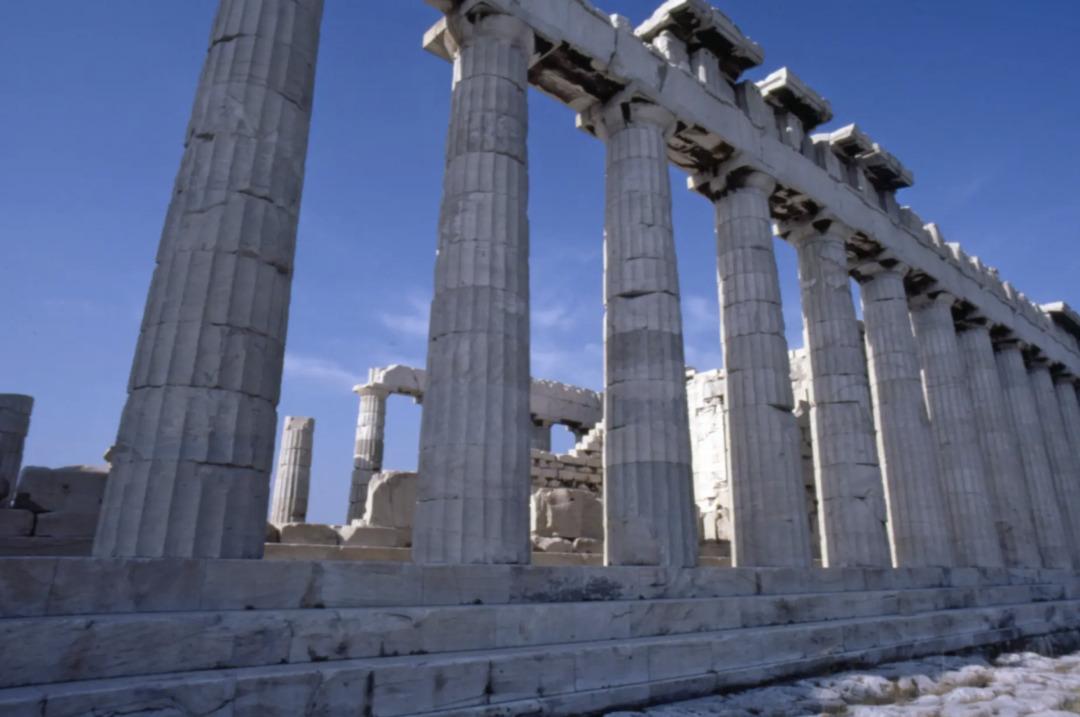 2400 yıllık sütunu çaldı, yıllar sonra pişman oldu! O ülkeye iade edildi 1