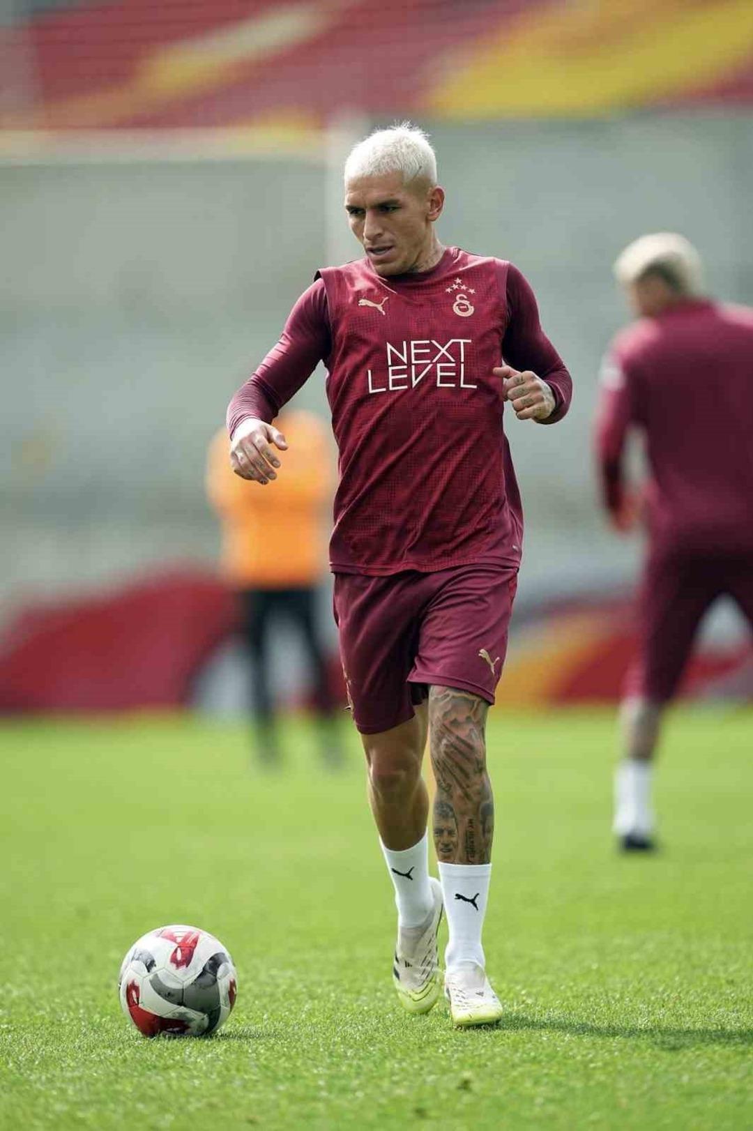 Galatasaray’da Başakşehir mesaisi devam etti! 3