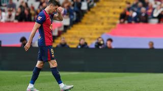 Barcelona'ya yıldız oyuncudan kötü haber! Polonyalı golcü Lewandowski'nin sol uyluk kasında yırtık tespit edildi...