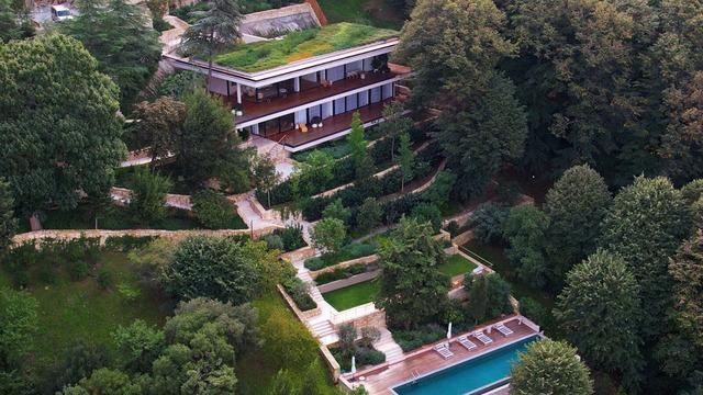 Rus oligarkın olaylı restorasyonu bitti! İşte lüks villanın son hali