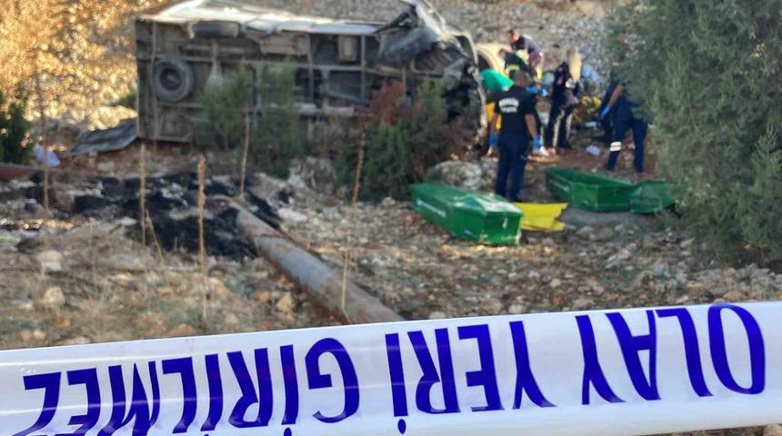 Mersin’de 6 işçinin öldüğü kazada ehliyetsiz sürücü tutuklandı