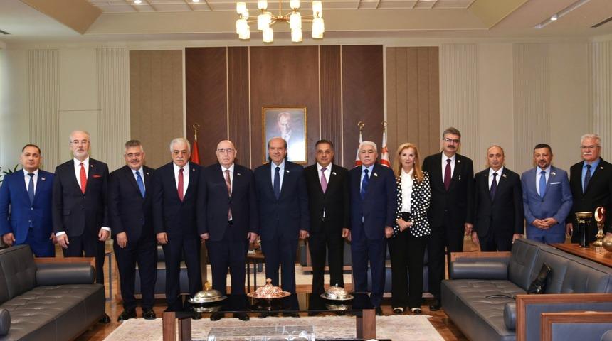 KKTC Cumhurbaşkanı Tatar, 3 ülkenin parlamentolar arası dostluk gruplarını kabul etti