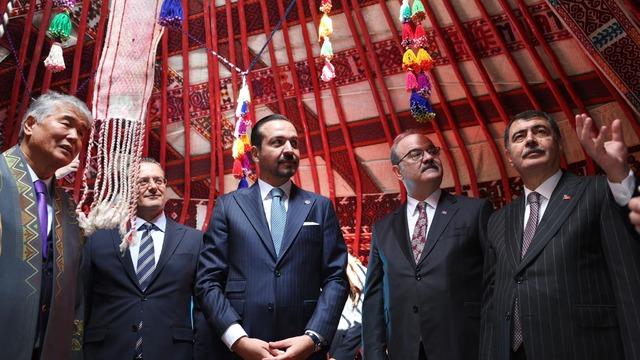 AK Parti Genel Başkan Yardımcısı Zorlu, Hazar'ın İncisi Kazak Otağının açılışına katıldı