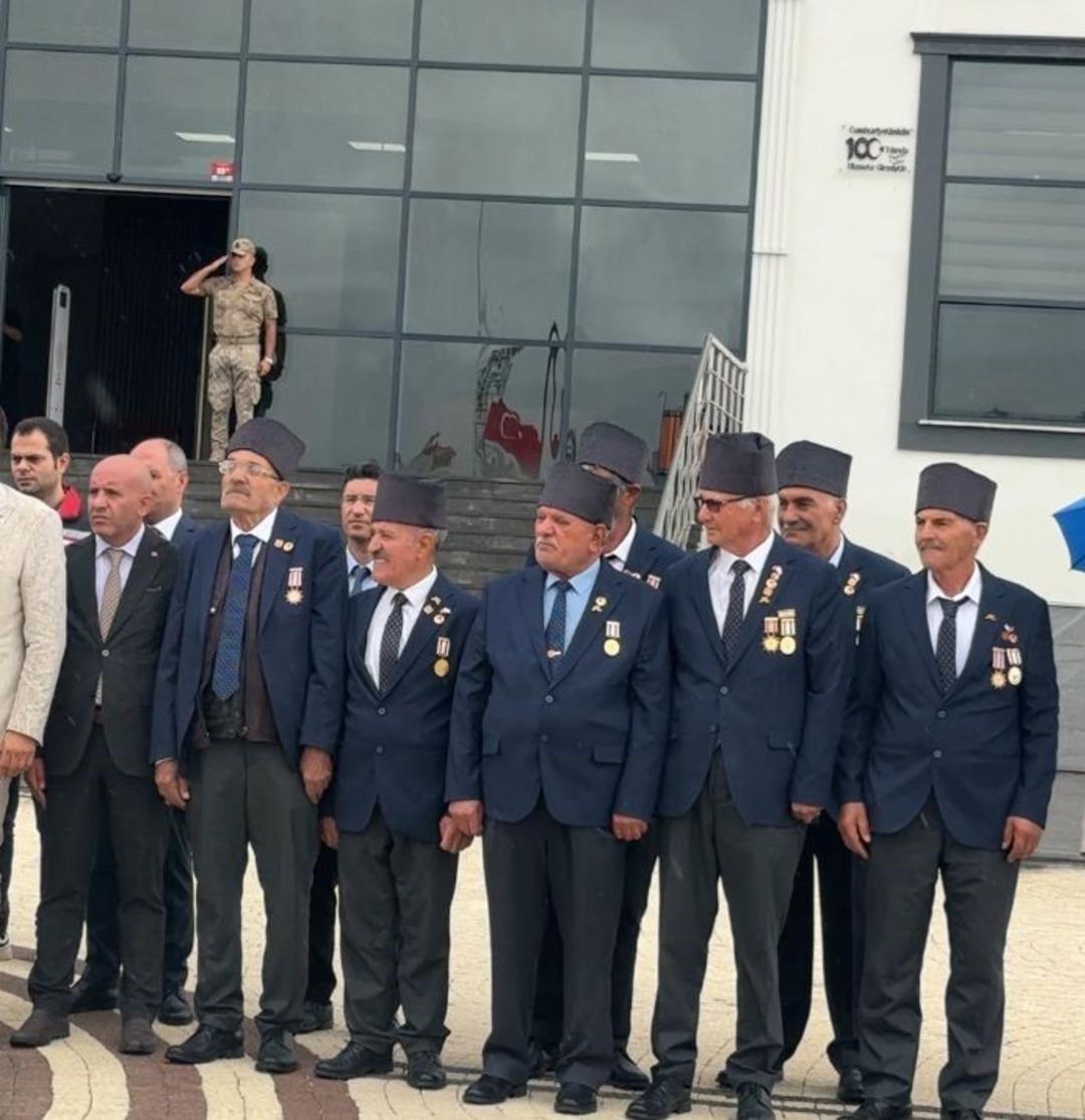 Vali yle ilgili haberi yapan muhabire gözaltı! Bunu haber yapan diğer muhabire de gözaltı 2