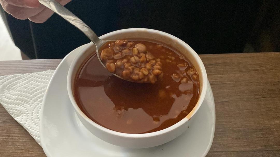 Yöresel şifa deposu: Kuşburnu yemeği! Bağışıklık için doğal güç: Kuşburnu yemeği nedir? 2