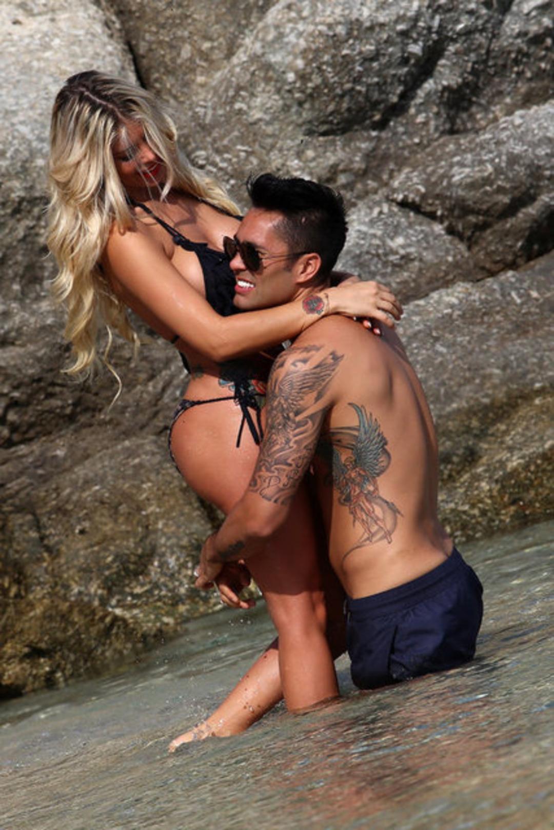 LUİS JİMENEZ KARISI MAR&Iacute;A JOS&Eacute; L&Oacute;PEZ'LE TATİLDE