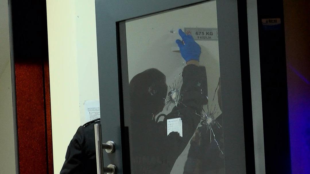 1200xauto İstanbul'da kanlı pusu! İran uyruklu kişi evine giderken öldürüldü