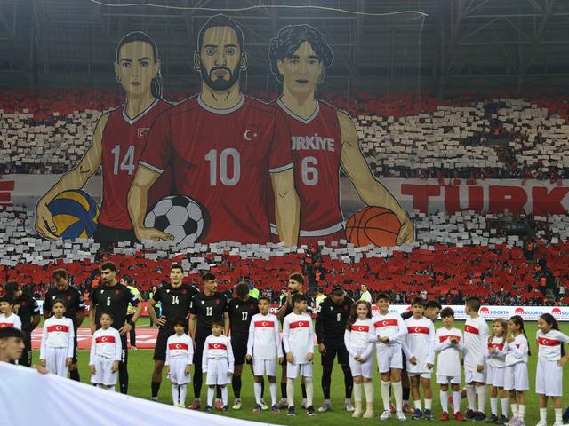 Zafer gecesinin ardından notlar! ''Ensendeyiz İspanya''