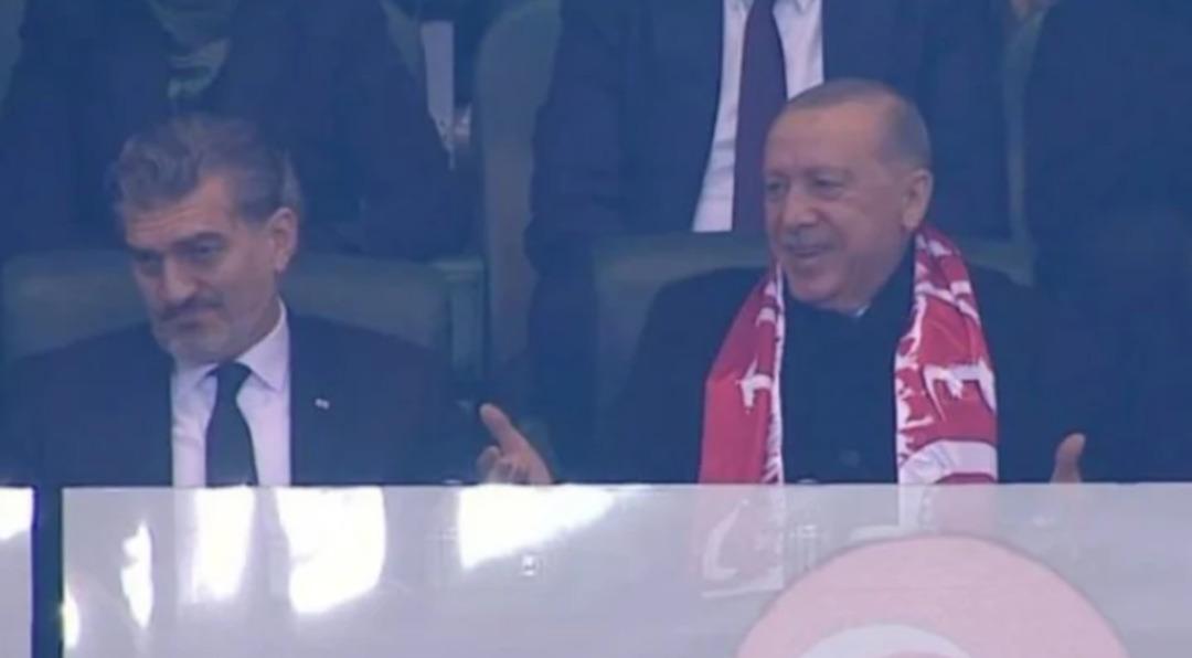 Gol sevinci gündem oldu...  Cumhurbaşkanı Erdoğan mutlu, Kavelaşvili üzgün 1