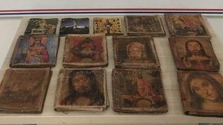 Asırlık İbranice kitaplar ele geçirildi! 