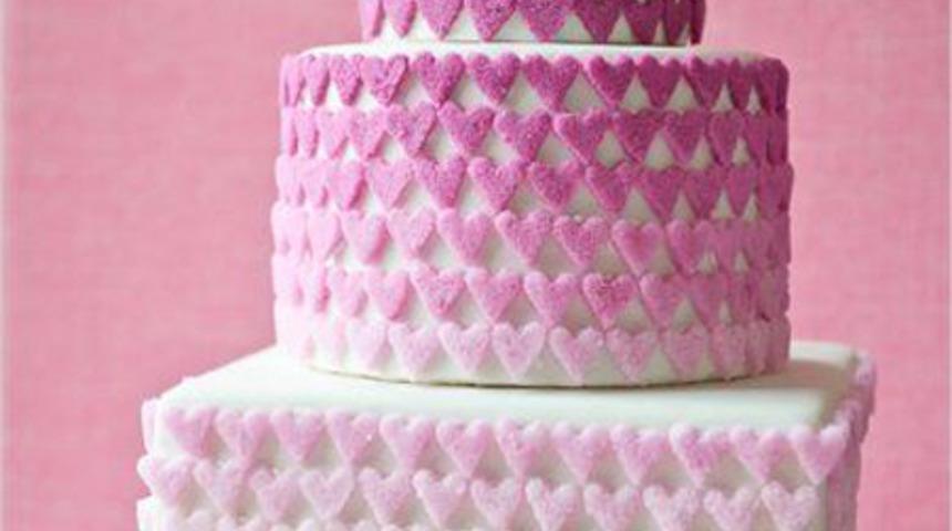 En eğlenceli d&uuml;ğ&uuml;n pastaları