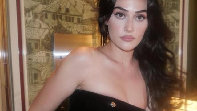 Esra Bilgiç Faruk Sabancı ile aşka geldi! Doğum gününü böyle kutladı