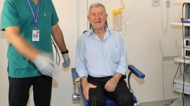 Ankara'da inanılmaz olay: Havuza girdi, duyma yetisini kaybedip yüz felci geçirdi!