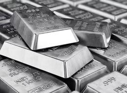 Gümüş değer kaybetti! Uzman isim o ayı işaret etti