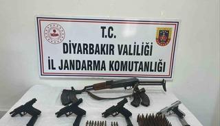 Diyarbakır’da silah kaçakçılığı operasyonu