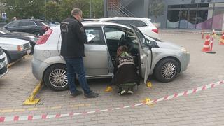 Kafenin işletme müdürüne AVM otoparkında silahlı saldırı: Ağır yaralandı