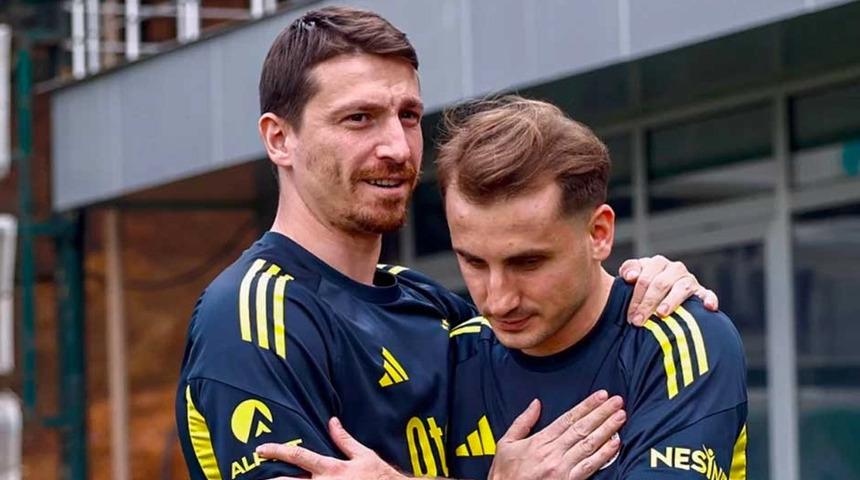 Fenerbahçe'de sürpriz kadro dışı iddiası! İrfan Can Kahveci ve Cenk Tosun'un ardından...