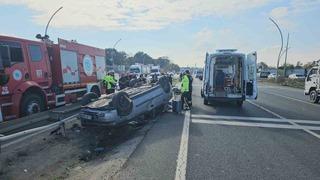 Kontrolden çıkan otomobil takla attı