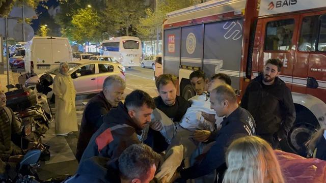 Kaza sonrası genç sürücünün ayağı motosikletin pedal demirine sıkıştı