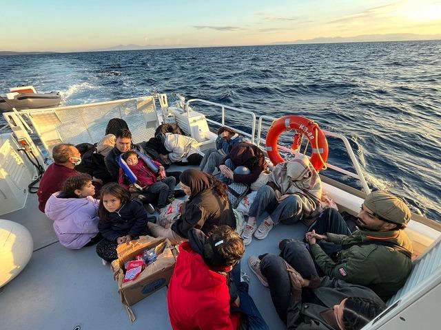 Bodrum açıklarında 24 düzensiz göçmen yakalandı, 19 düzensiz göçmen kurtarıldı 1