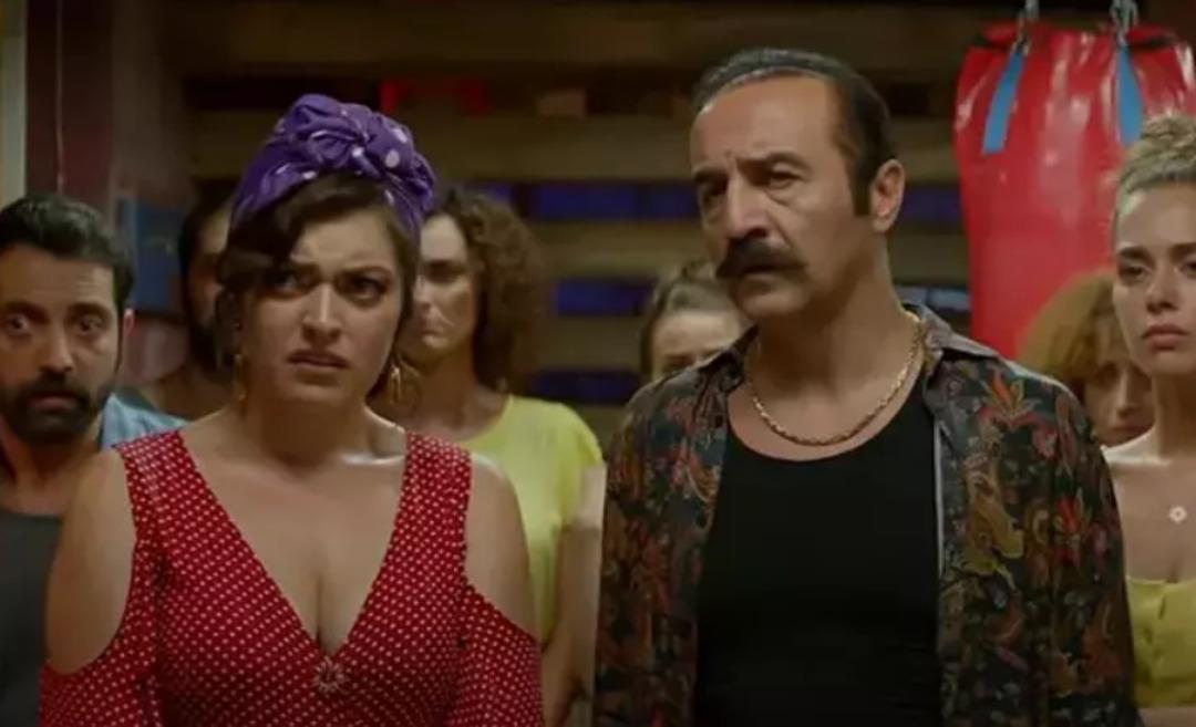 Burcu Özberk Organize İşler kadrosunda neden yok?  Çıkarıldınız mı?  Ezgi Mola iddiası 2