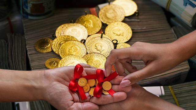 Altında yeni rekor! Gram altın 5700 TL'yi aştı, 6000 TL'ye koşuyor... 16 Ekim 2025 çeyrek, yarım, ata altın kaç TL?