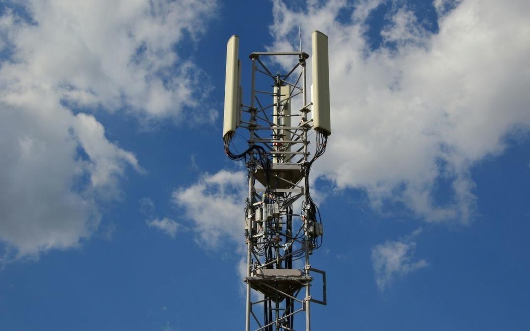 5G ihalesi başladı: Milyon dolarlar havalarda uçtu! İşte 3 büyüklerden gelen dev rakamlar 1