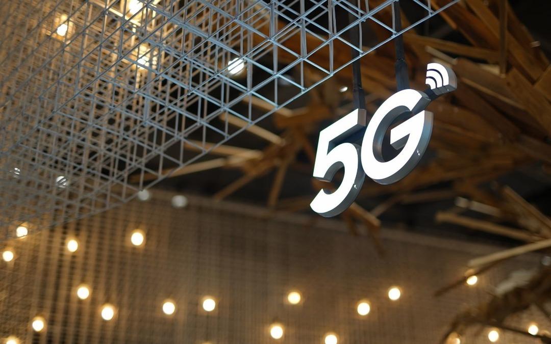 5G ihalesi başladı: Milyon dolarlar havalarda uçtu! İşte 3 büyüklerden gelen dev rakamlar 2