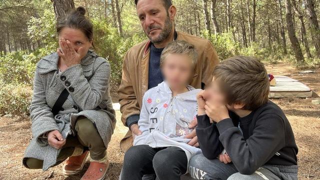 Ormanda yaşayan aile gündem olmuştu! Bakanlık açıklama yaptı