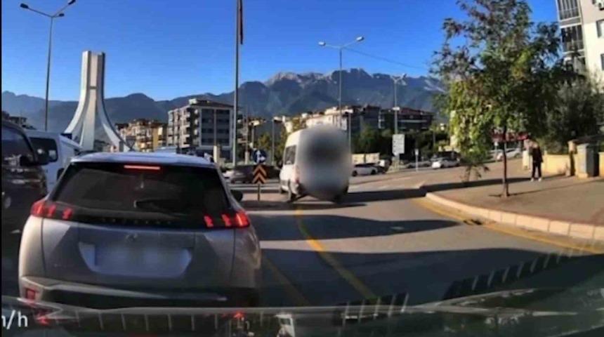 Trafiğe girmek istemeyen uyanık s&uuml;r&uuml;c&uuml;ler polisin radarına takıldı