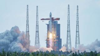 Çin, 12’nci grup alçak Dünya yörüngesi uydularını uzaya gönderdi