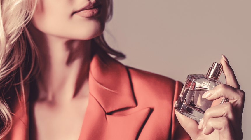 Parfüm fiyatları cebinizi yakmasın: Lüks kokulara akıllıca ulaşmanın yolları!