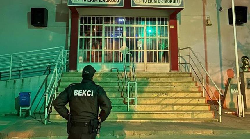 Manisa’da okul çevrelerinde gece denetimi