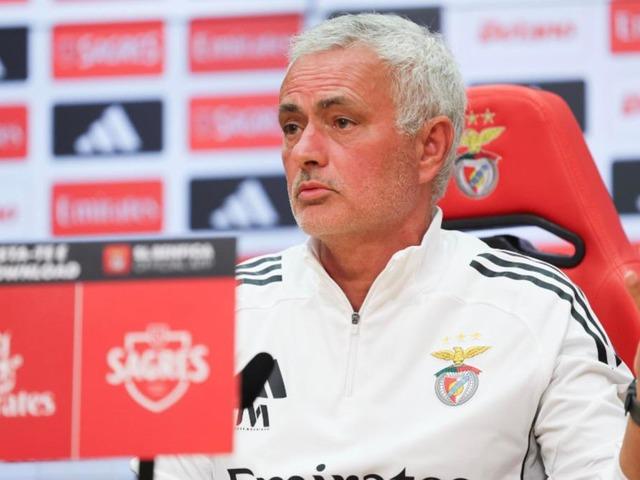 Mourinho'dan Saran'a yanıt! Söylediği o söz taraftarı çileden çıkardı