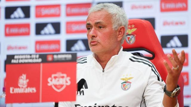 Mourinho Fenerbahçe Başkanı Sadettin Saran'a yanıt verdi! Söylediği o söz taraftarı çileden çıkardı