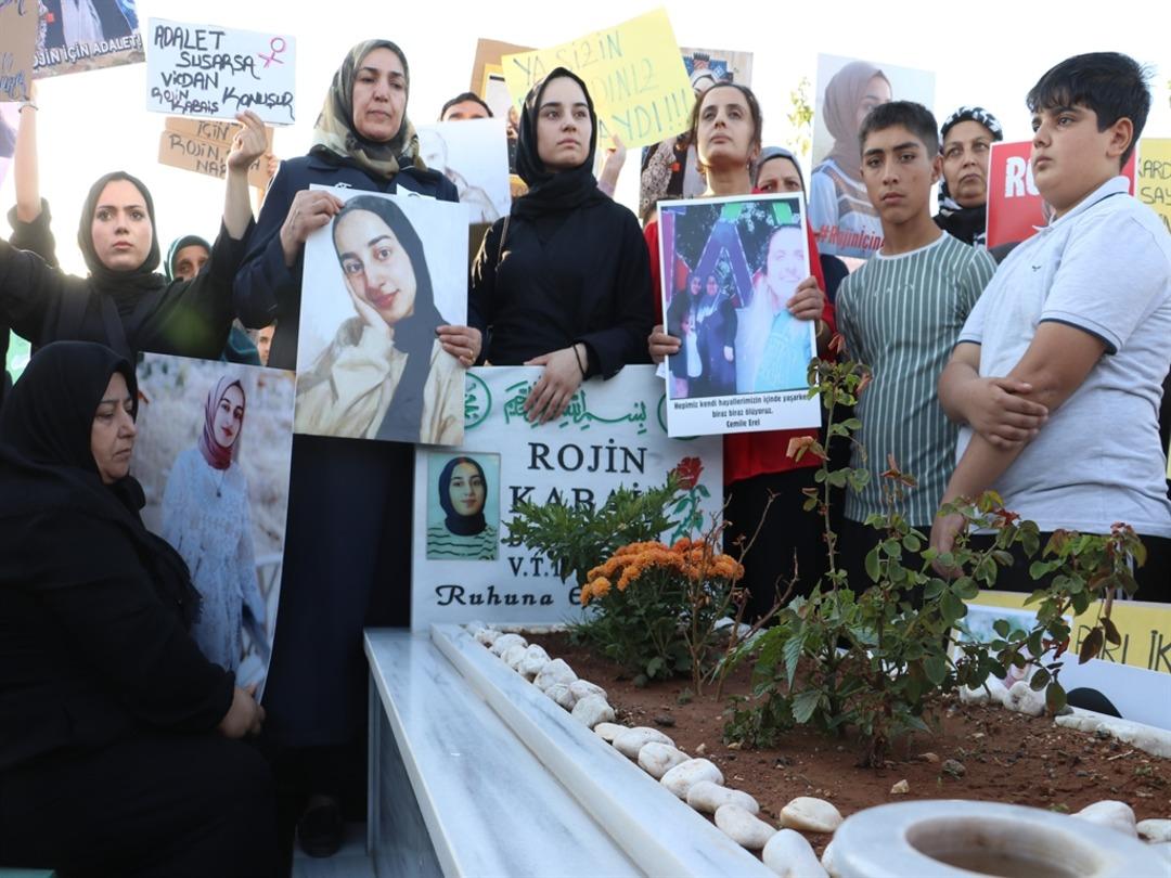 Üniversiteli Rojin için ‘adalet’ yürüyüşü: Kardeşim intihar etmedi 1