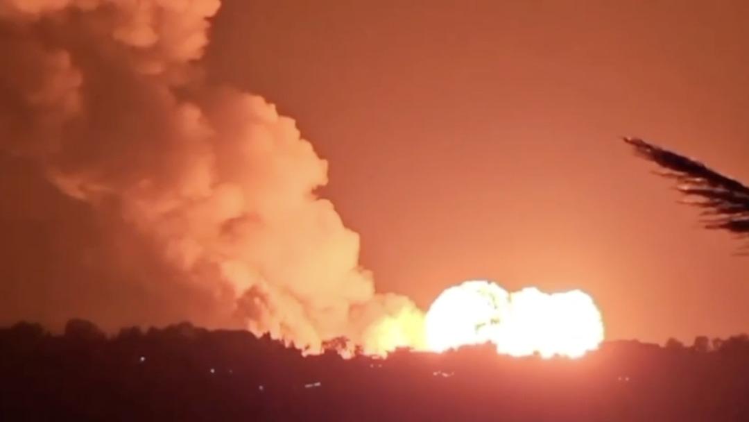 İsrail den Lübnan a ağır bombardıman! Çok sayıda bölge hedef alındı: Şiddetli patlamalar yaşandı 3