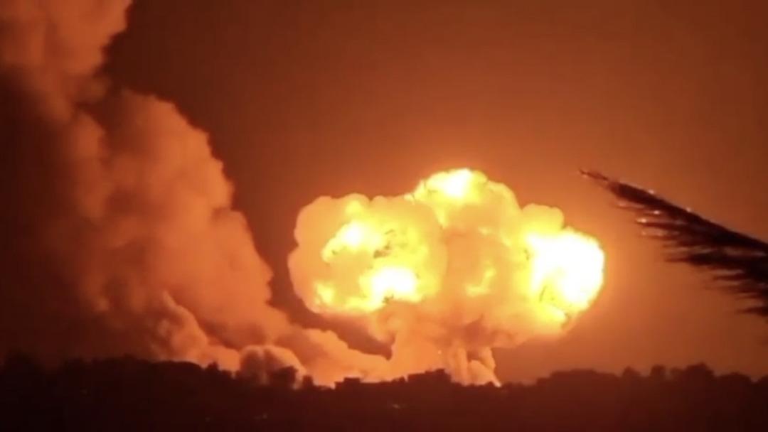 İsrail den Lübnan a ağır bombardıman! Çok sayıda bölge hedef alındı: Şiddetli patlamalar yaşandı 1