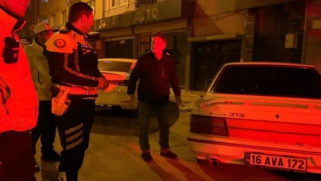 Alkollü yakalanan sürücü aracını öve öve bitiremedi