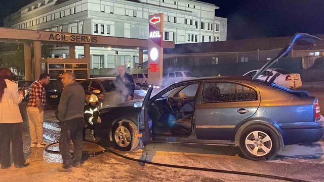Karaman’da seyir halindeki otomobil alev alarak yandı 2