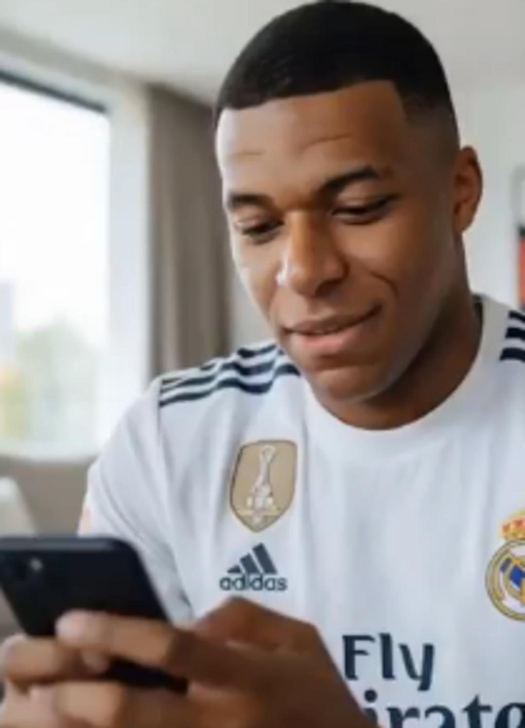 O beğeni sonrası olanlar oldu! Başakşehir den Kylian Mbappe ye mesaj 1