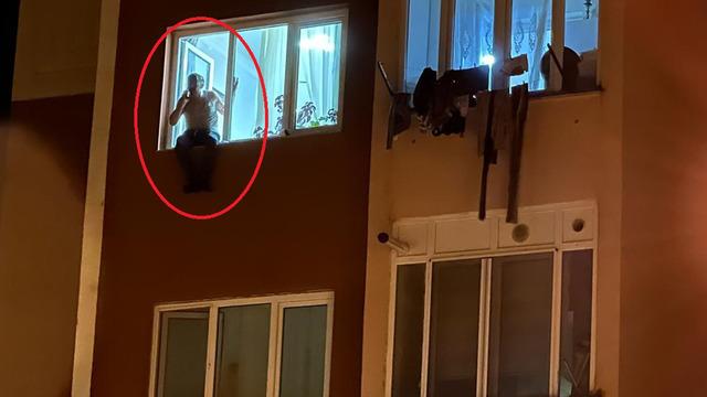 Polisin 4 saat ecel teri döktüğü anlar: Kayınbabasını bıçaklayıp intihar girişiminde bulundu!