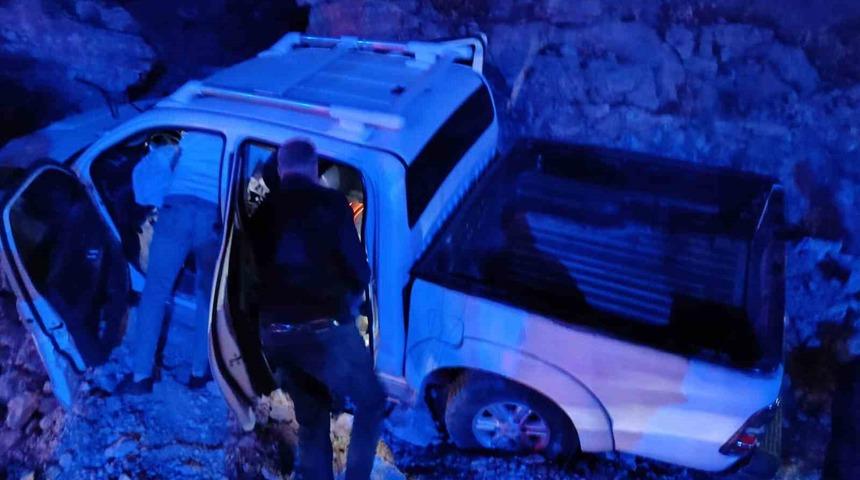 Mardin’de pikap şarampole devrildi: 1 yaralı